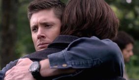 7-Supernatural-Season-Eleven-Episode-Twenty-Three-SPN-S11E23-Sam-Dean-Winchester-Jensen-Ackles-Jared-Padalecki-hug-600x346